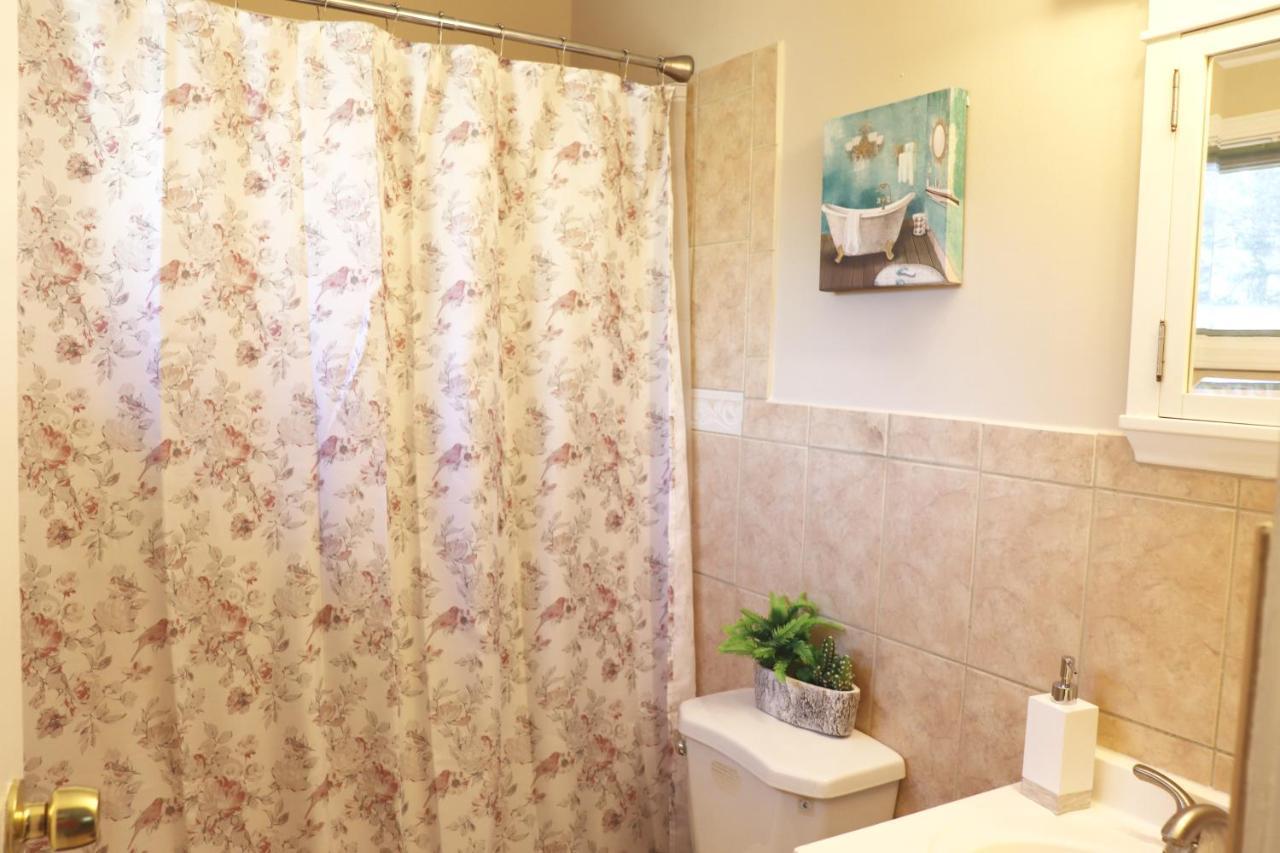 Private Room At Home Near Iad-Sterling Extérieur photo