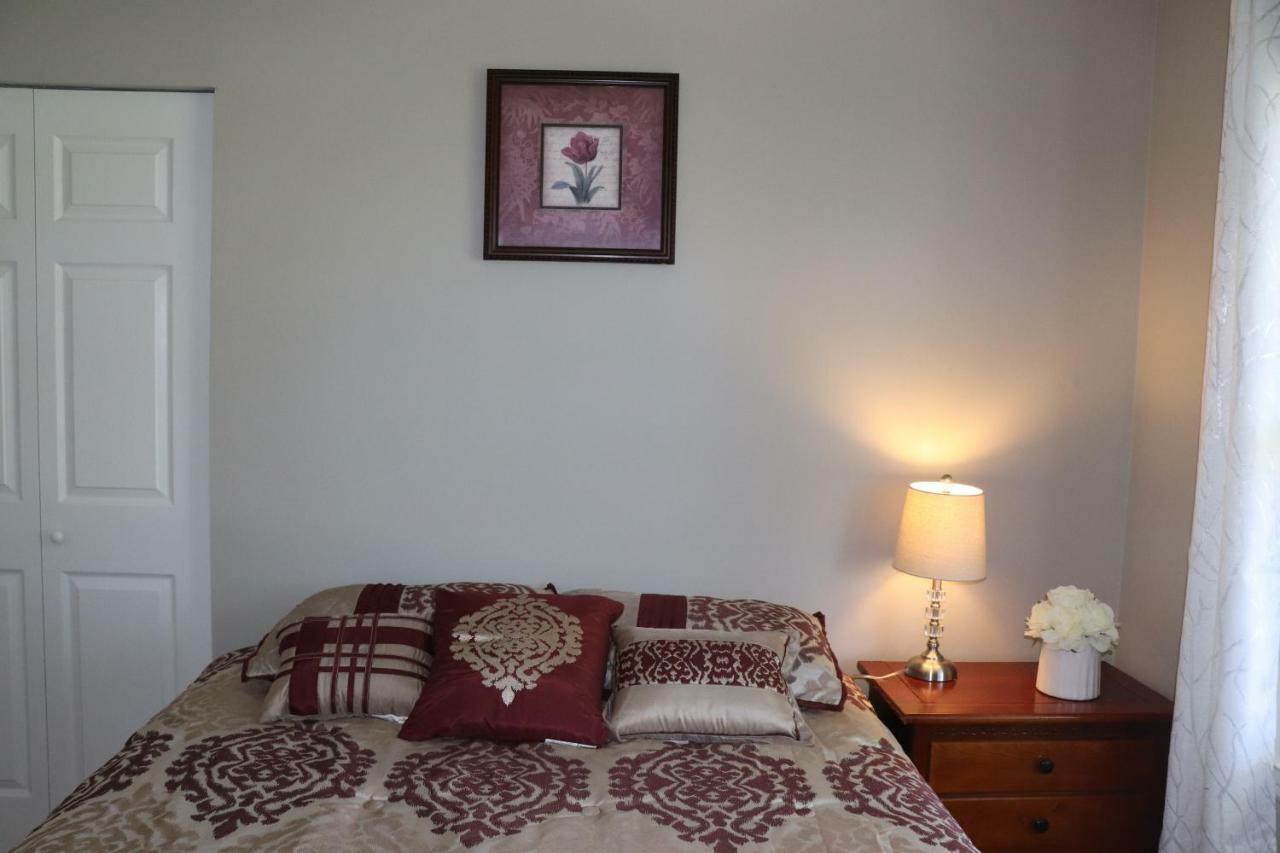 Private Room At Home Near Iad-Sterling Extérieur photo