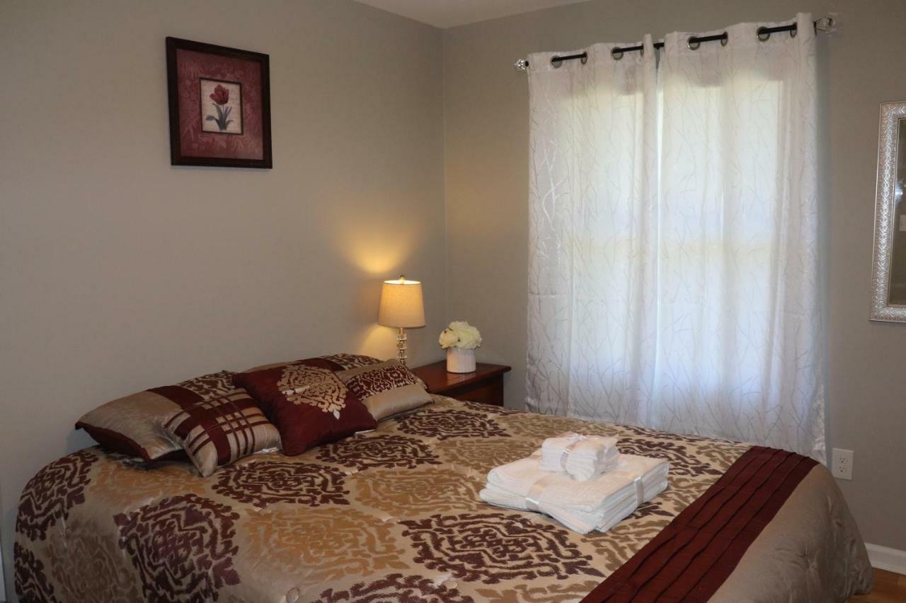 Private Room At Home Near Iad-Sterling Extérieur photo