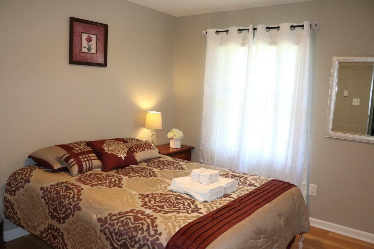 Private Room At Home Near Iad-Sterling Extérieur photo